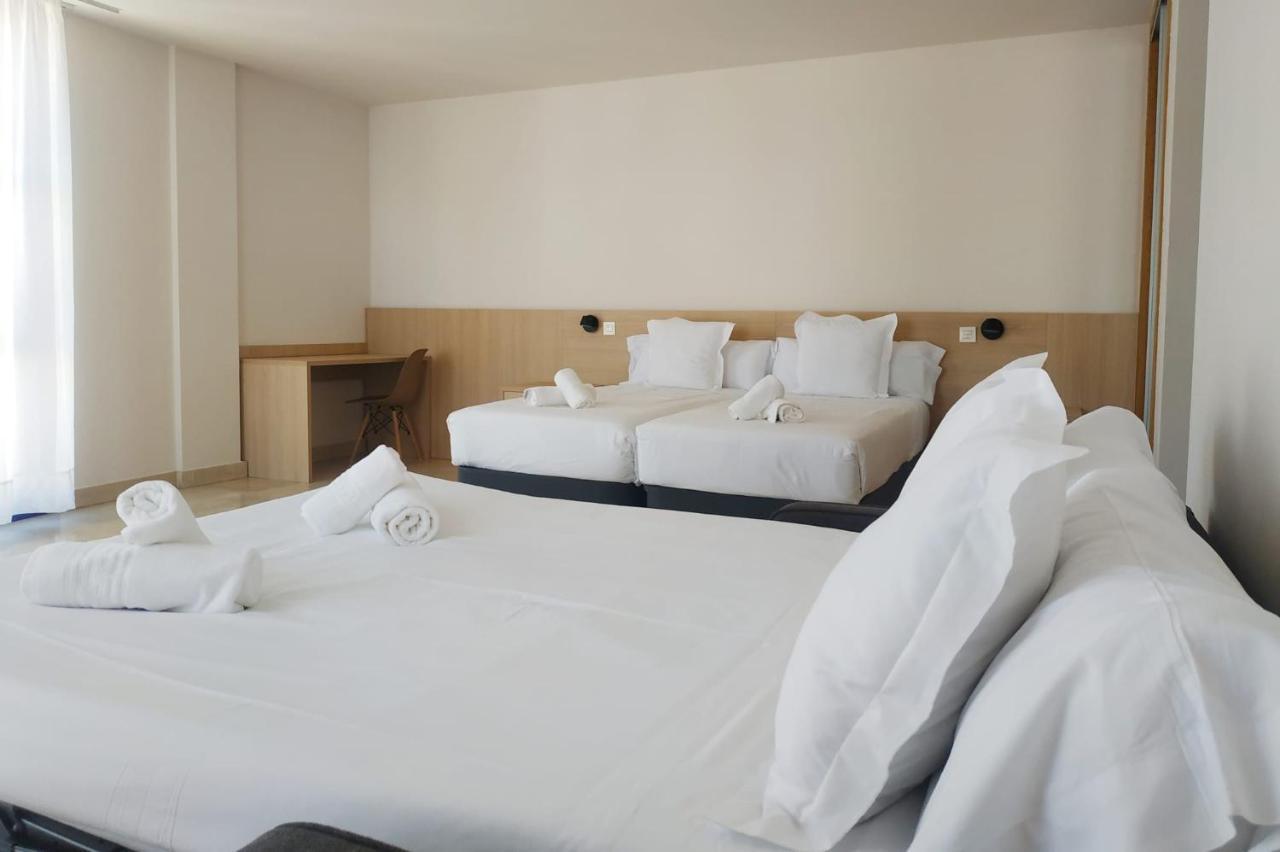 Iraipe Logrono Hotel Ngoại thất bức ảnh