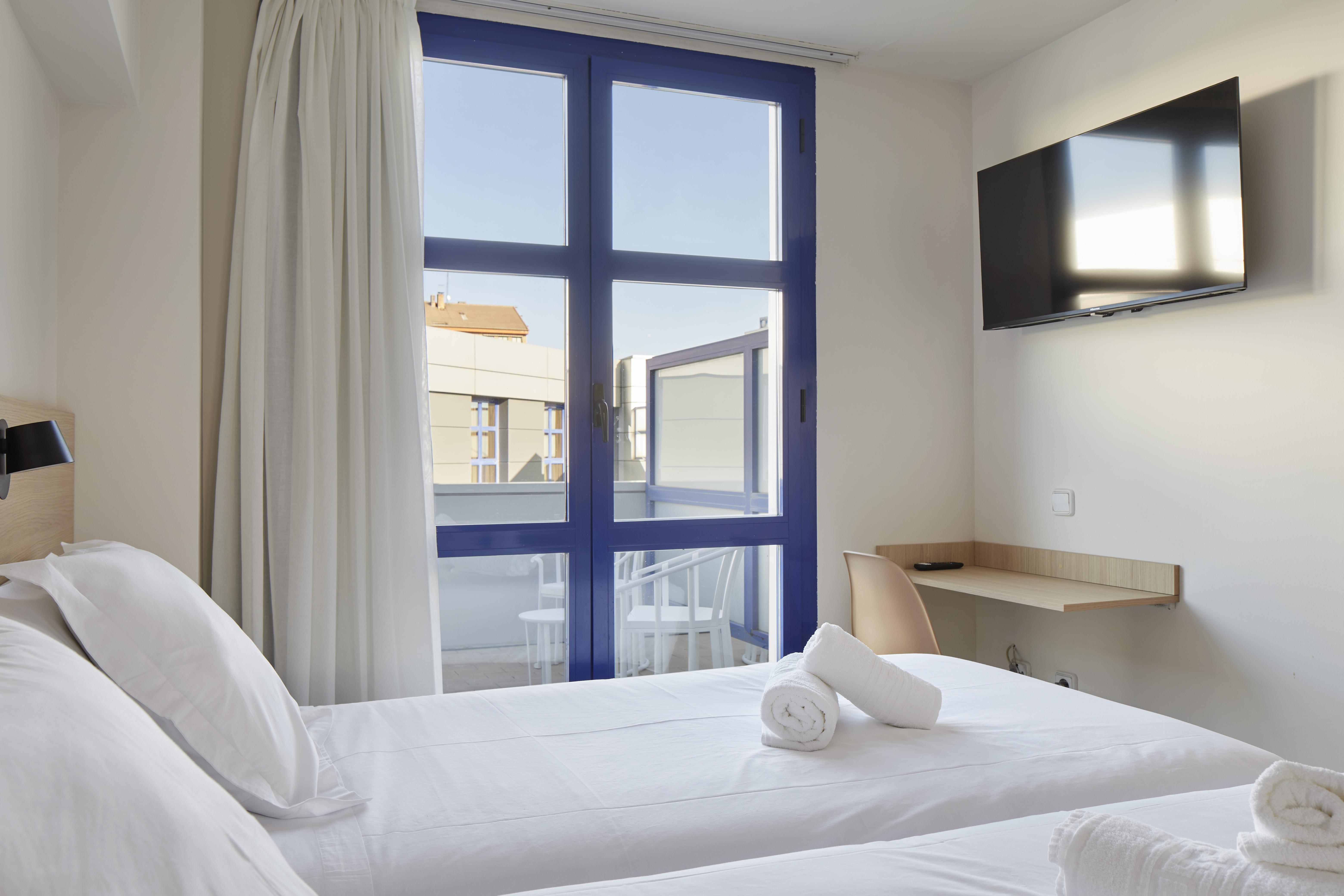 Iraipe Logrono Hotel Ngoại thất bức ảnh