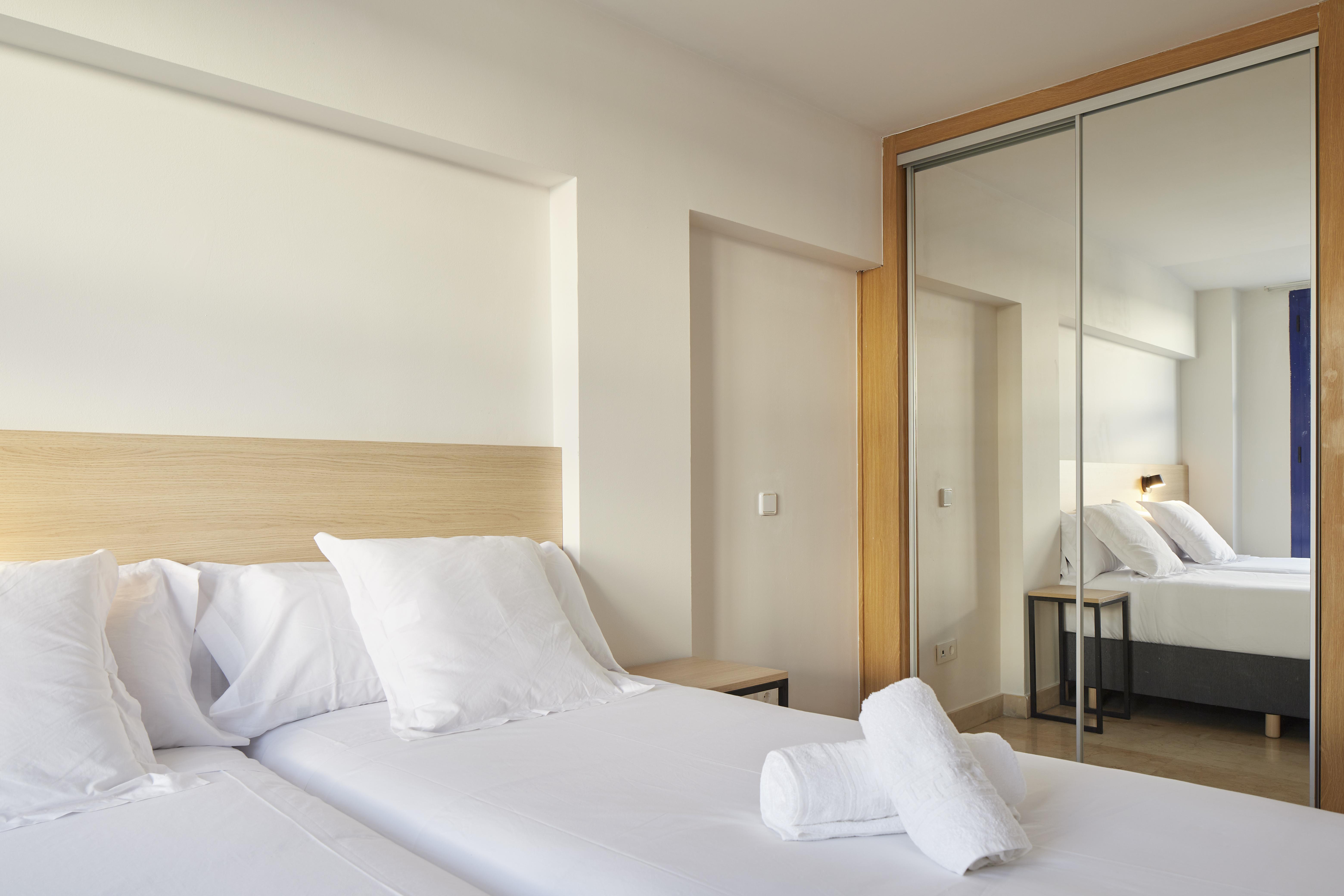 Iraipe Logrono Hotel Ngoại thất bức ảnh