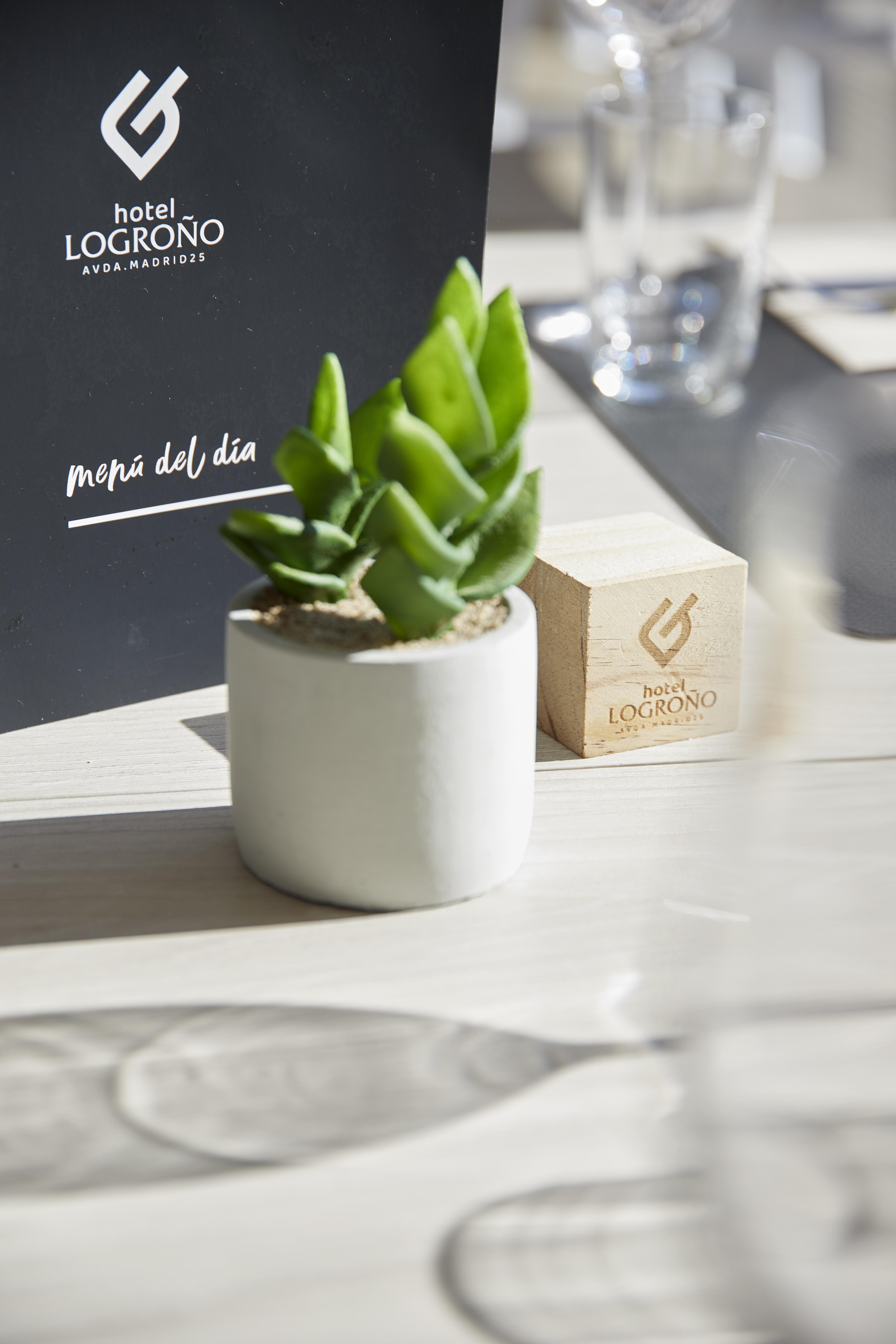 Iraipe Logrono Hotel Ngoại thất bức ảnh