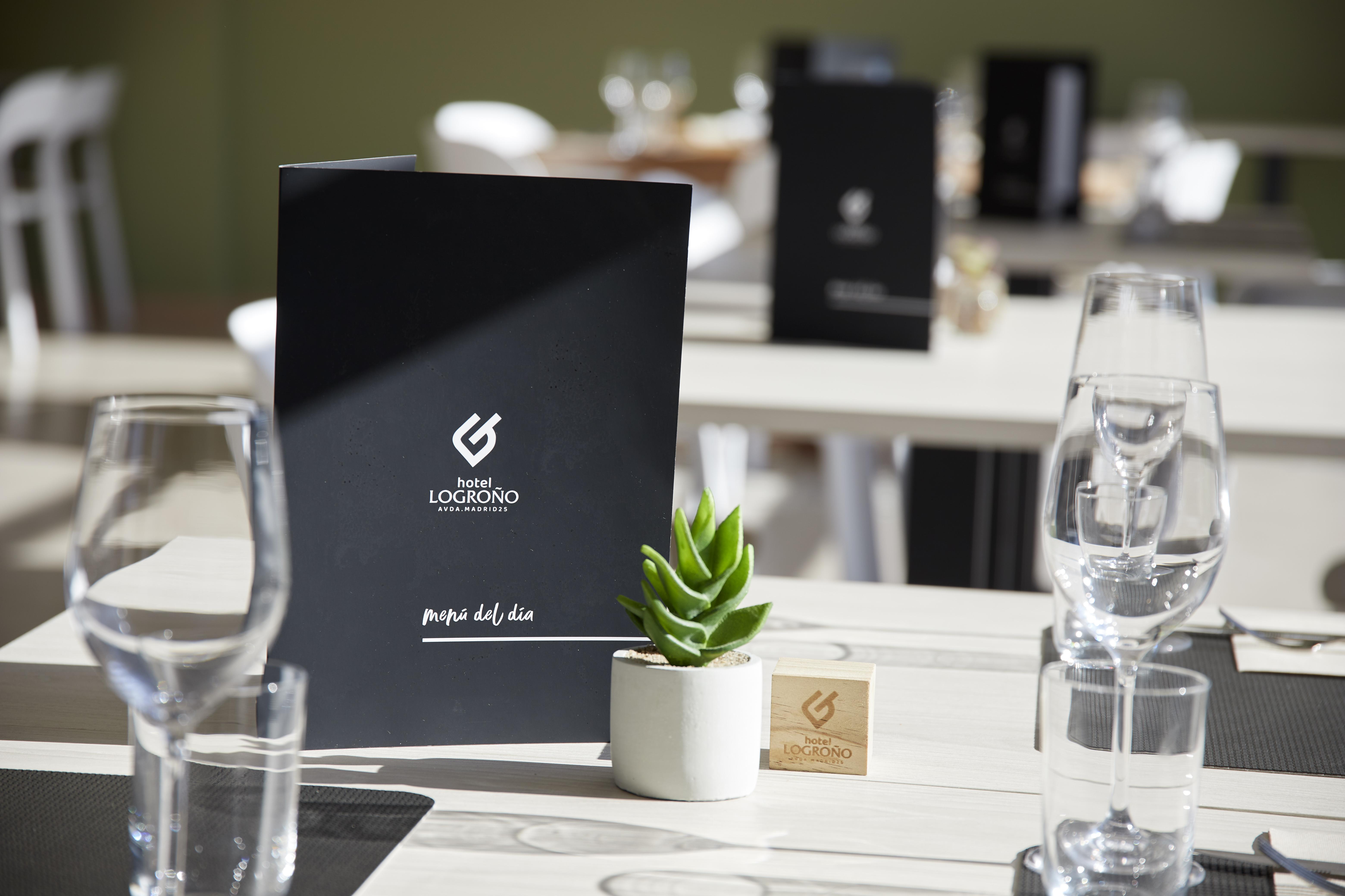 Iraipe Logrono Hotel Ngoại thất bức ảnh