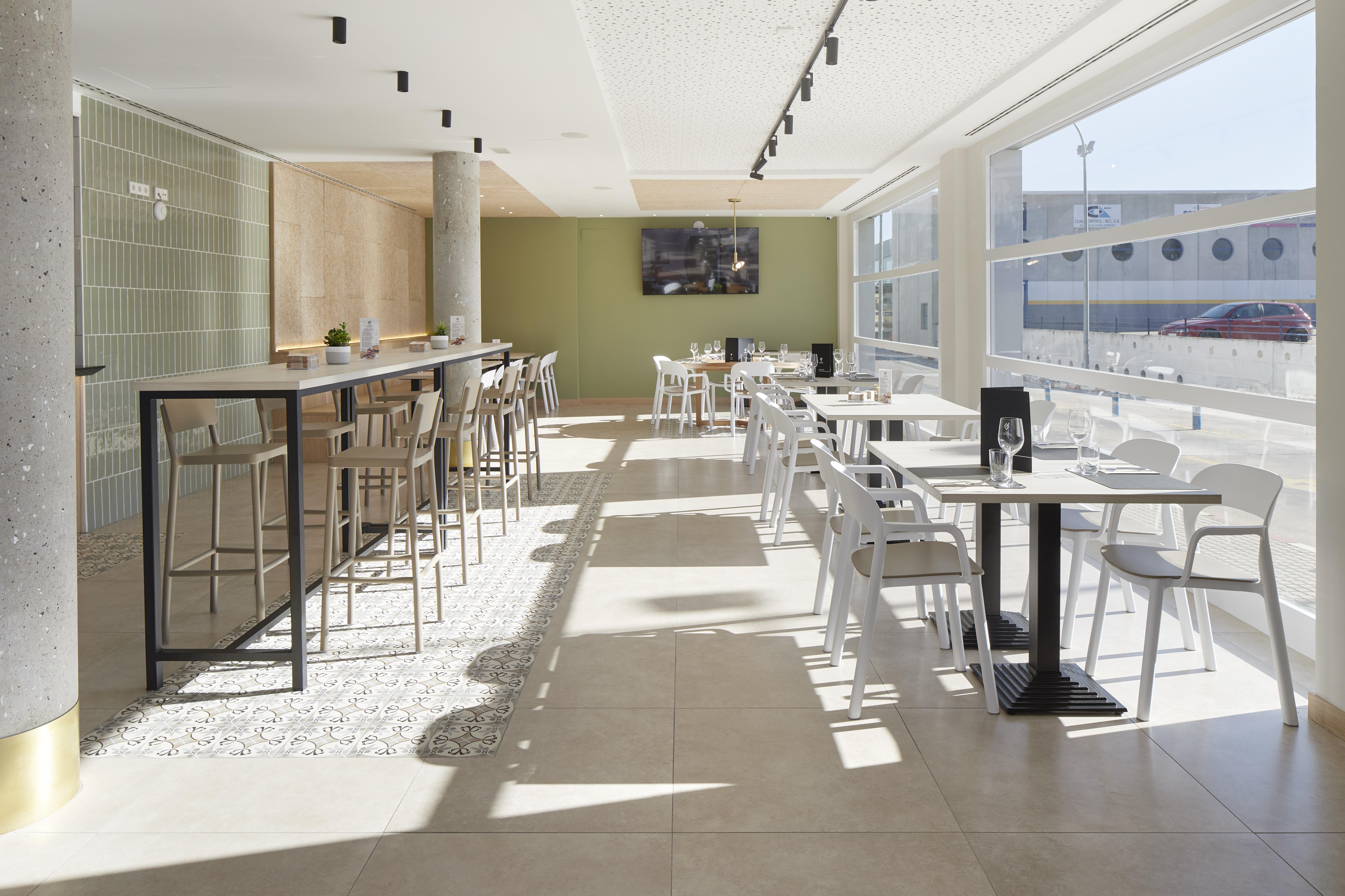Iraipe Logrono Hotel Ngoại thất bức ảnh