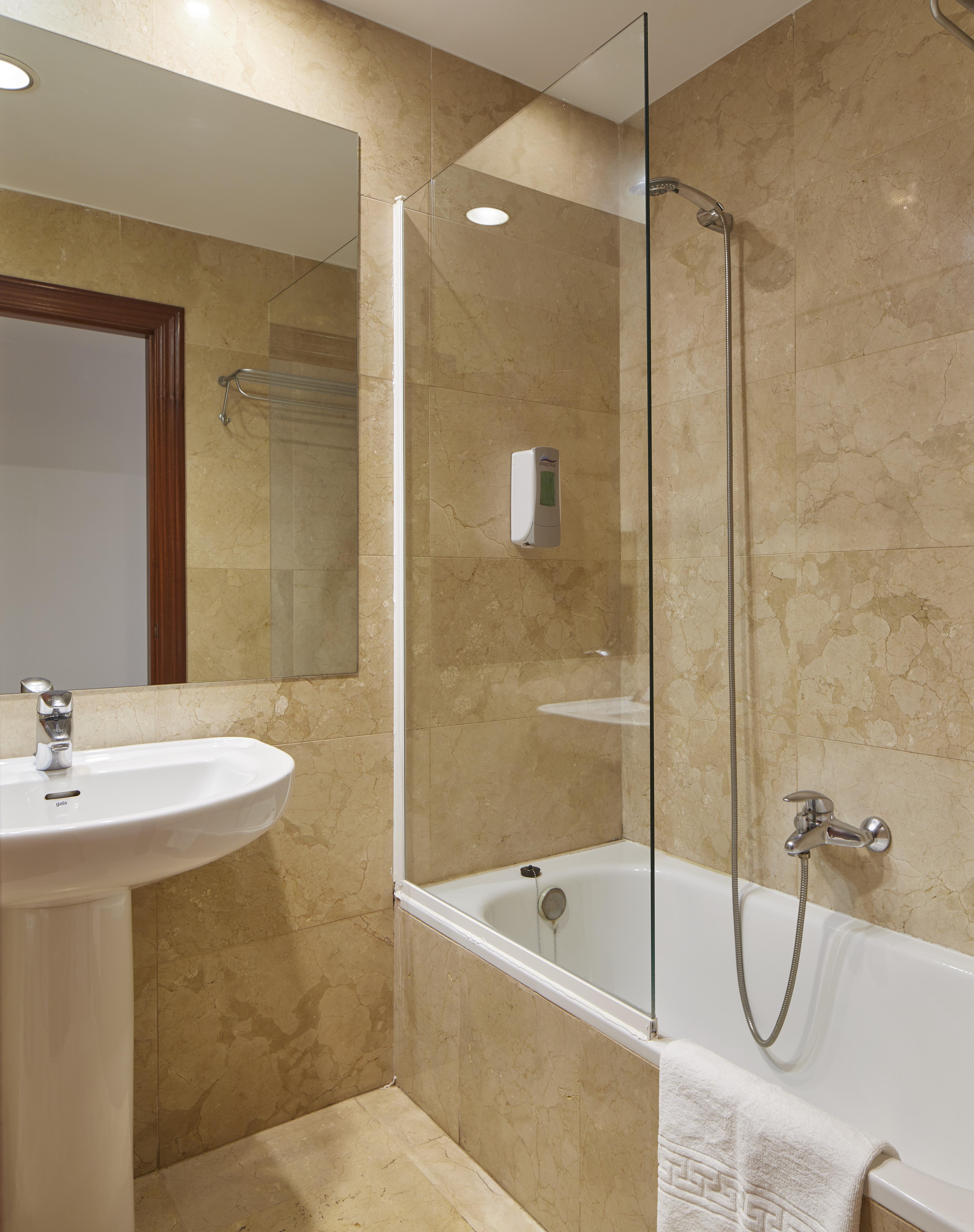 Iraipe Logrono Hotel Ngoại thất bức ảnh