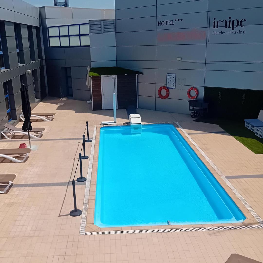 Iraipe Logrono Hotel Ngoại thất bức ảnh