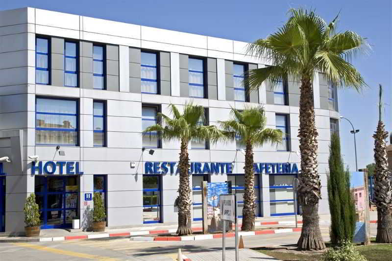 Iraipe Logrono Hotel Ngoại thất bức ảnh